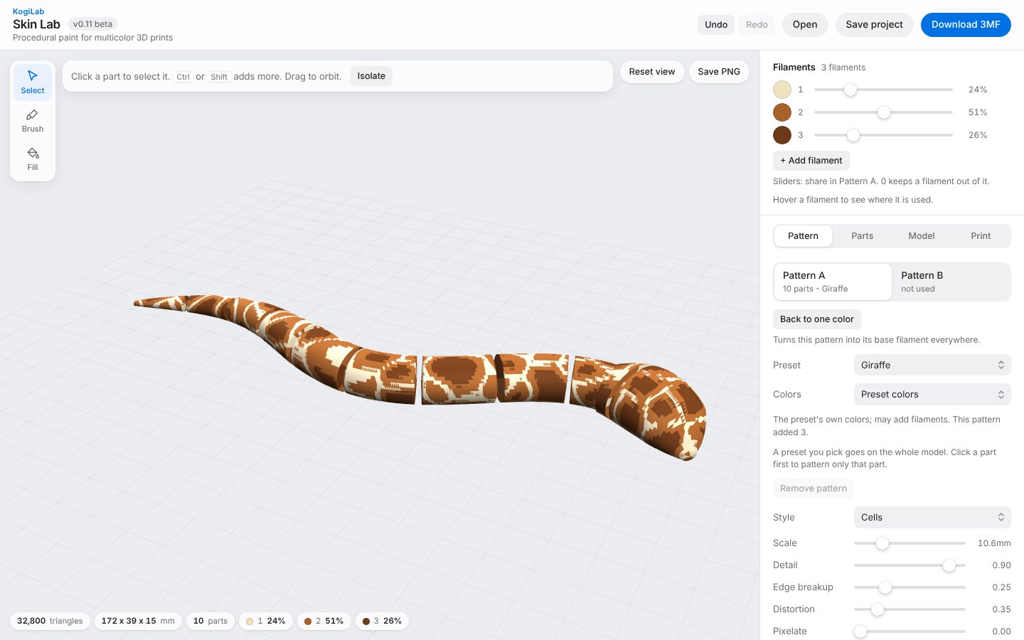 Skin Lab with a snake painted in a giraffe skin and the settings panel open